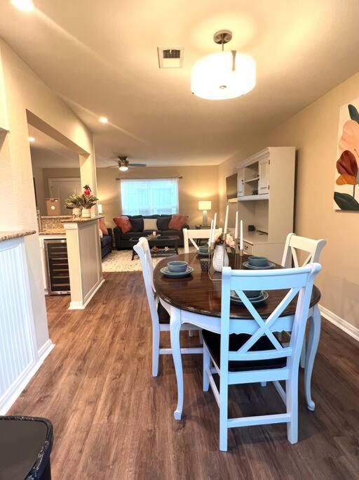 Lovely 2 Bedroom/2 Bath Houston, Heights/Galleria Exteriör bild